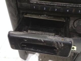 пепельница Nissan X-Trail T30 2002