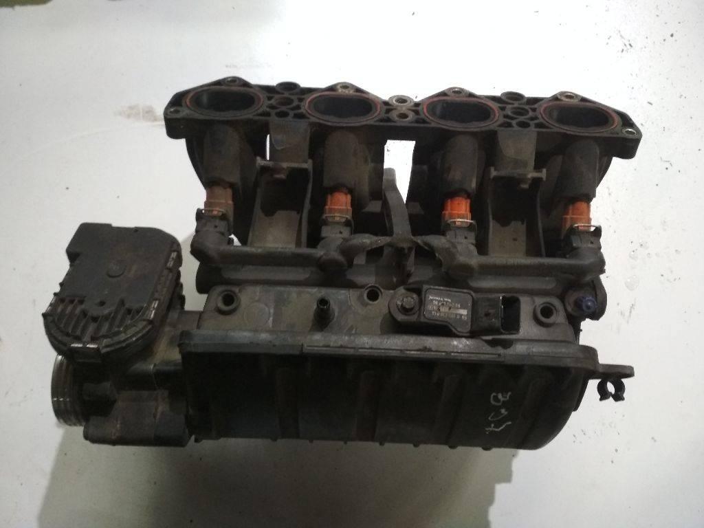 коллектор впускной Peugeot 307 1 поколение 2004, 9635885080 - фото №1