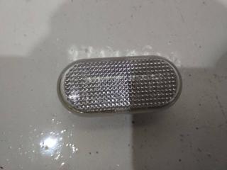 повторитель поворота на крыле правый Renault Twingo 3 поколение 2016, 8200257684