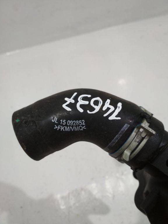 патрубок интеркулера Renault Captur 1 поколение 2015, 1.5 л., дизель, JL15092852 - фото №1