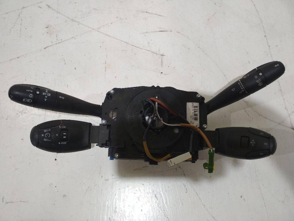 переключатель подрулевой (стрекоза) Peugeot 207 1 поколение 2008, 1.6 л., дизель, хетчбэк 5 дв., 96630718XT, COM2005 - фото №1