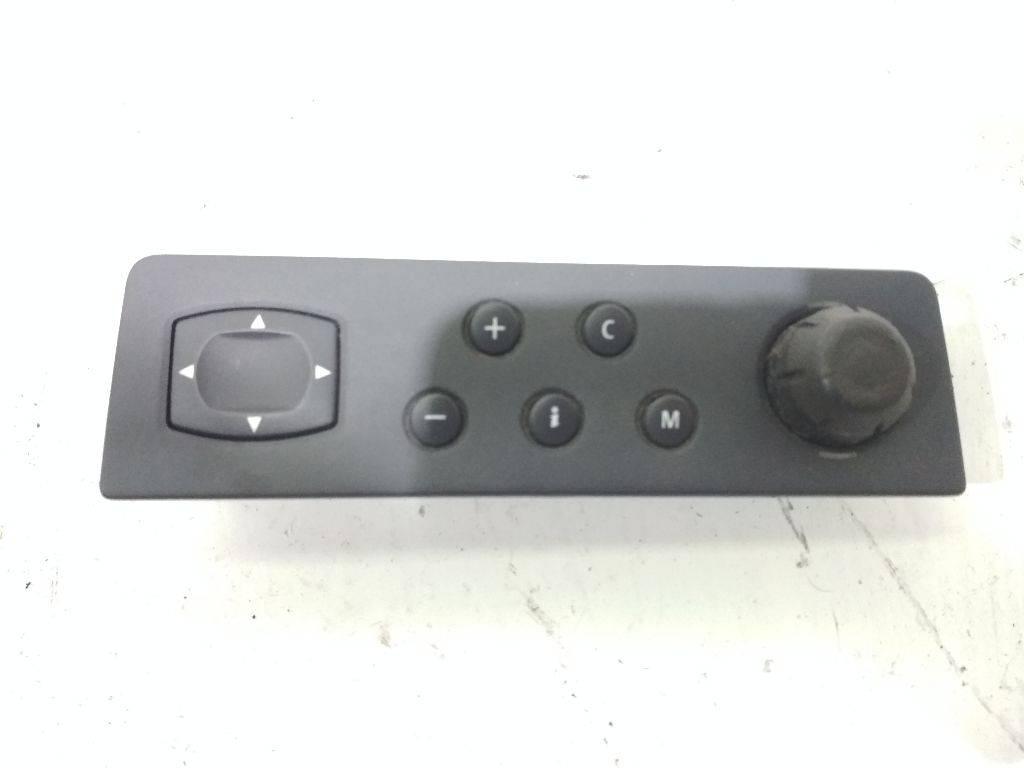 кнопка (выключатель) Renault Scenic 2 поколение 2005, 8200107974 - фото №1