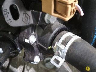 фланец (тройник) системы охлаждения Renault Megane 3 поколение [2-й рестайлинг] 2015, 1.5 л., дизель, АКПП