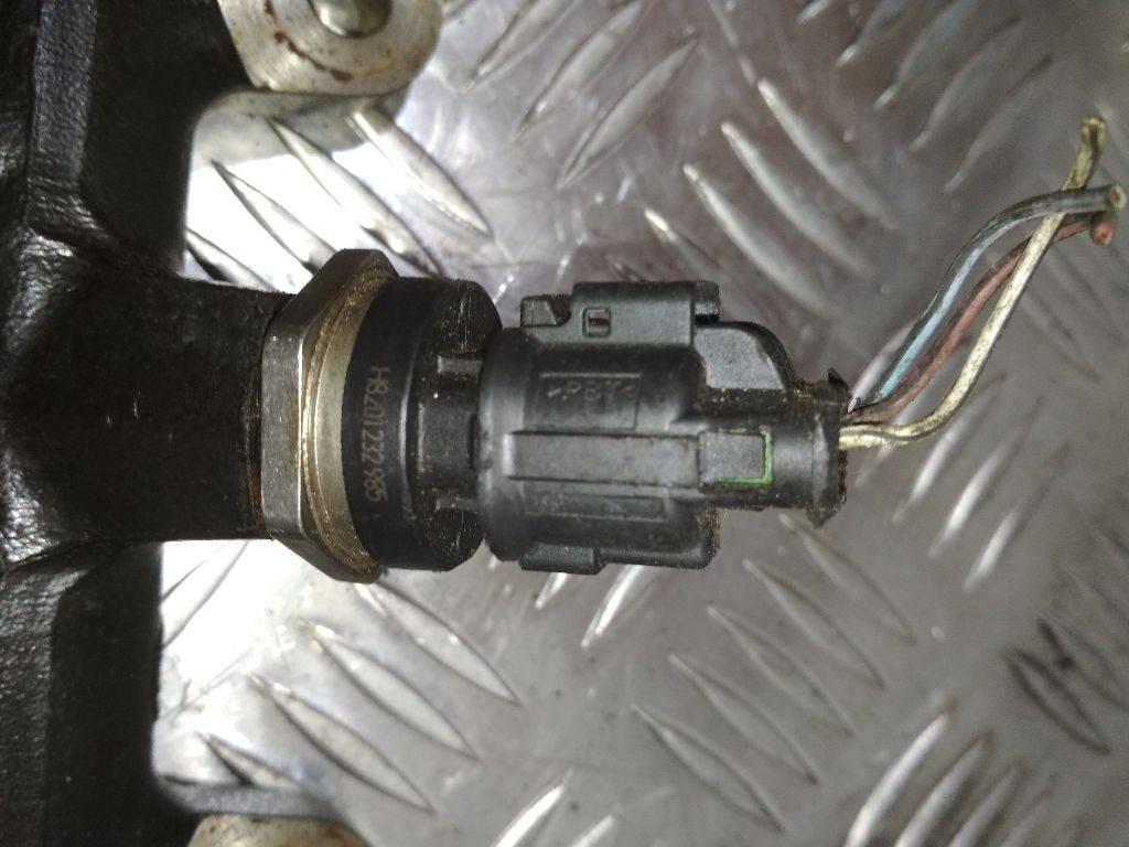 датчик давления топлива Dacia Sandero 2 поколение 2013, 82001232985 - фото №1