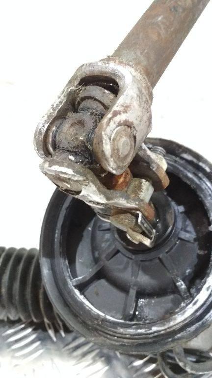 рулевой карданчик Peugeot 307 1 поколение 2003 - фото №1