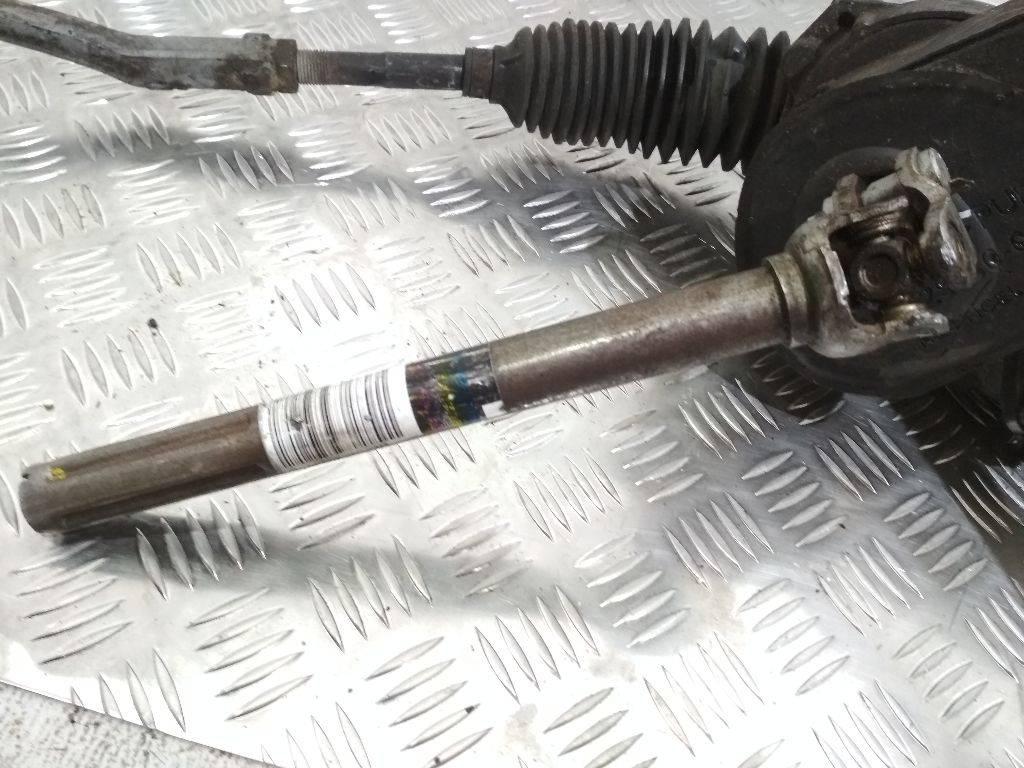 рулевой карданчик Peugeot 207 1 поколение 2007 - фото №1