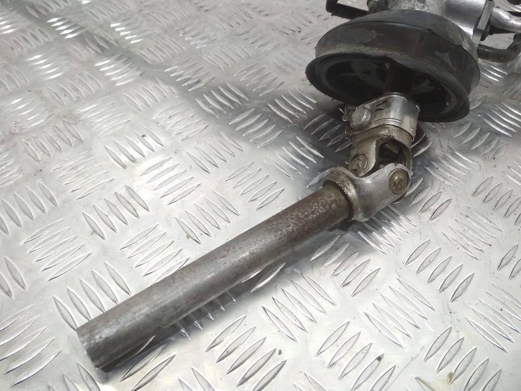 рулевой карданчик Peugeot 307 1 поколение 2004 - фото №1