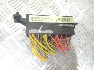 блок предохранителей Renault Clio 3 поколение [рестайлинг] 2010, 7703297597