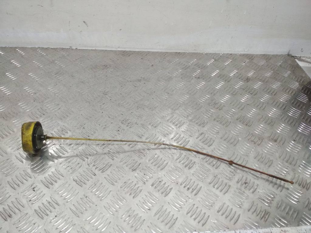 щуп двигателя Renault Logan 1 поколение 2008 - фото №1