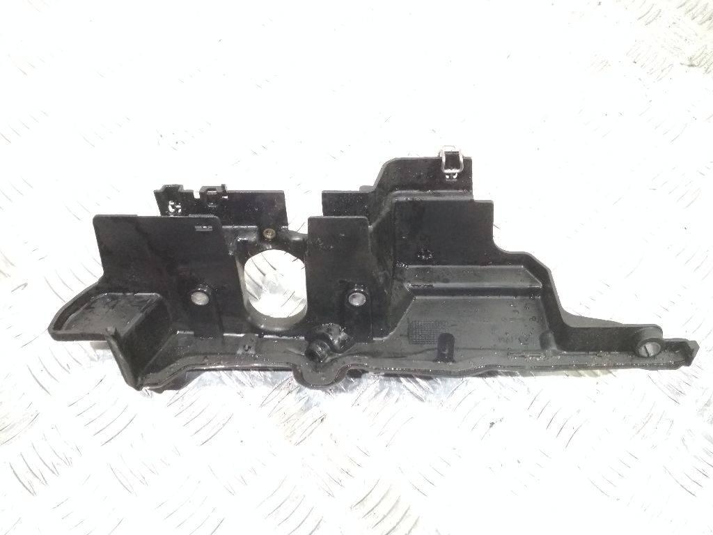 декоративная крышка двигателя Renault Megane 3 поколение 2010, 1.5 л., дизель, МКПП, 8200468152 - фото №1