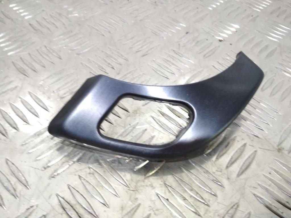 накладка на торпедо (консоль) Alfa Romeo Giulietta 940 2011, 896401000X - фото №1