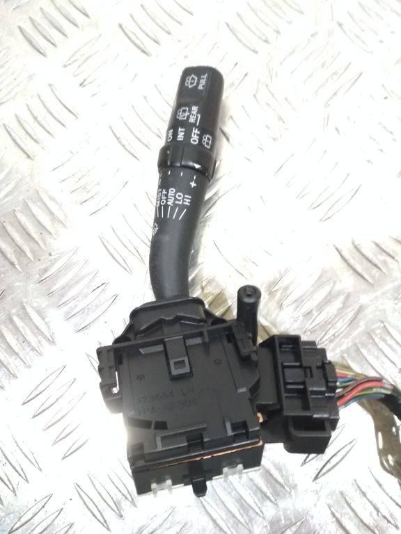 переключатель дворников Toyota Avensis 2 поколение (T250) 2004, 173654 - фото №1