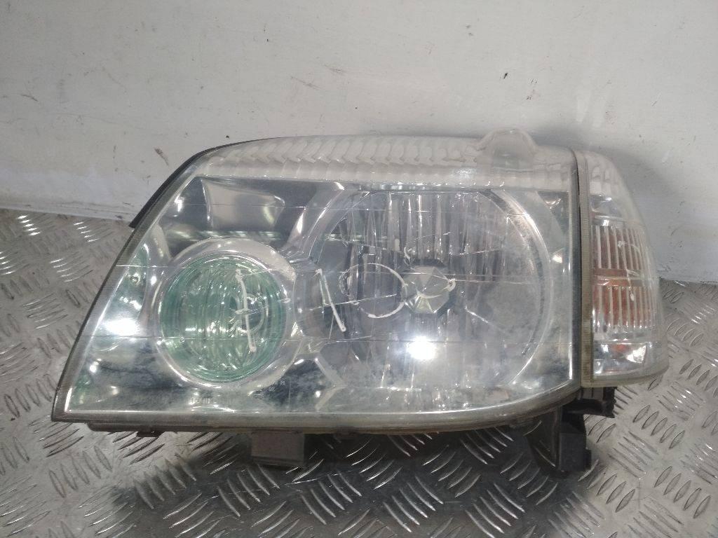фара левая Nissan X-Trail T30 2002 - фото №1