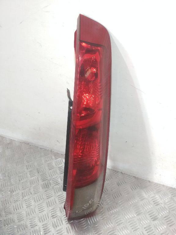фонарь задний правый Nissan X-Trail T30 2002, B46R - фото №1