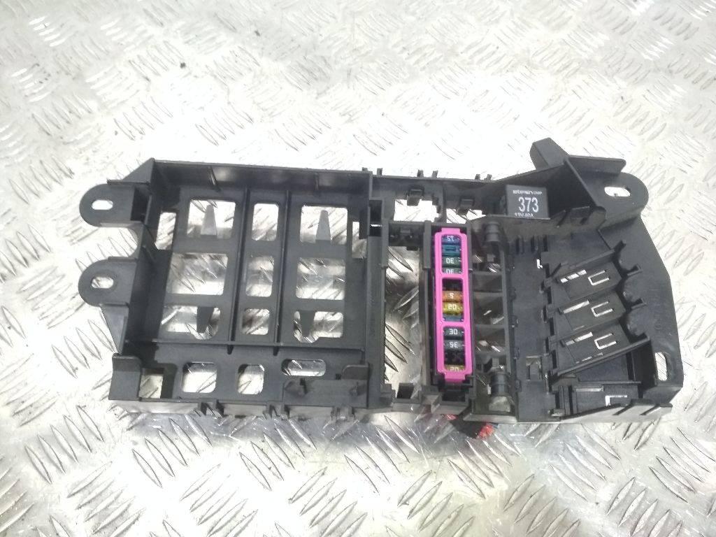 блок предохранителей Audi A6 4F/C6 2007, 2.0 л., дизель, 4F0971845 - фото №1
