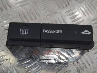 кнопка обогрева заднего стекла Toyota Avensis 3 поколение (T270) 2008, 84790-05130