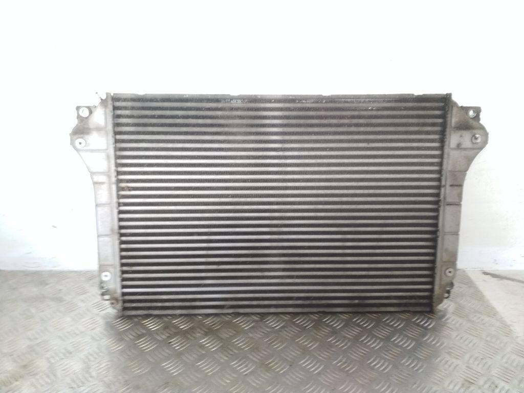 интеркулер Toyota Avensis 3 поколение (T270) 2008, JD127100-2220 - фото №1