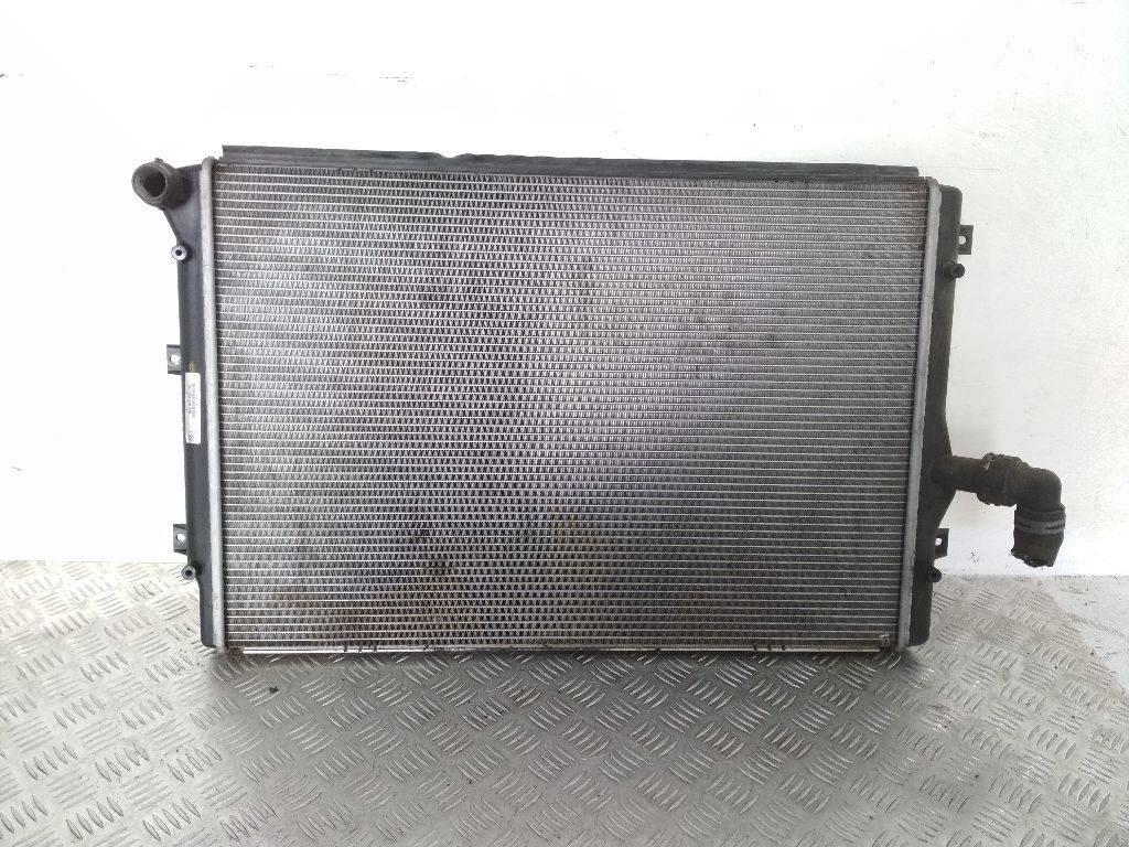 радиатор (основной) Volkswagen Golf 6 поколение 2011, 1K0121251DD, 1K0121251 - фото №1