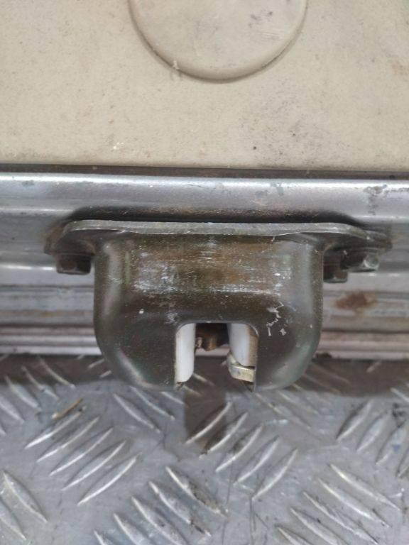 замок багажника Nissan X-Trail T30 2002, 905508H300 - фото №1