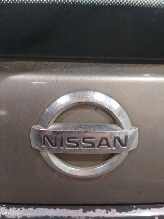 эмблема Nissan X-Trail T30 2002 - фото №1