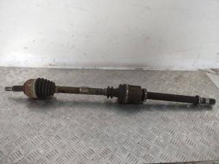 полуось передняя правая (приводной вал, ШРУС) Renault Scenic 2 поколение 2005, 1.5 л., 8200436366