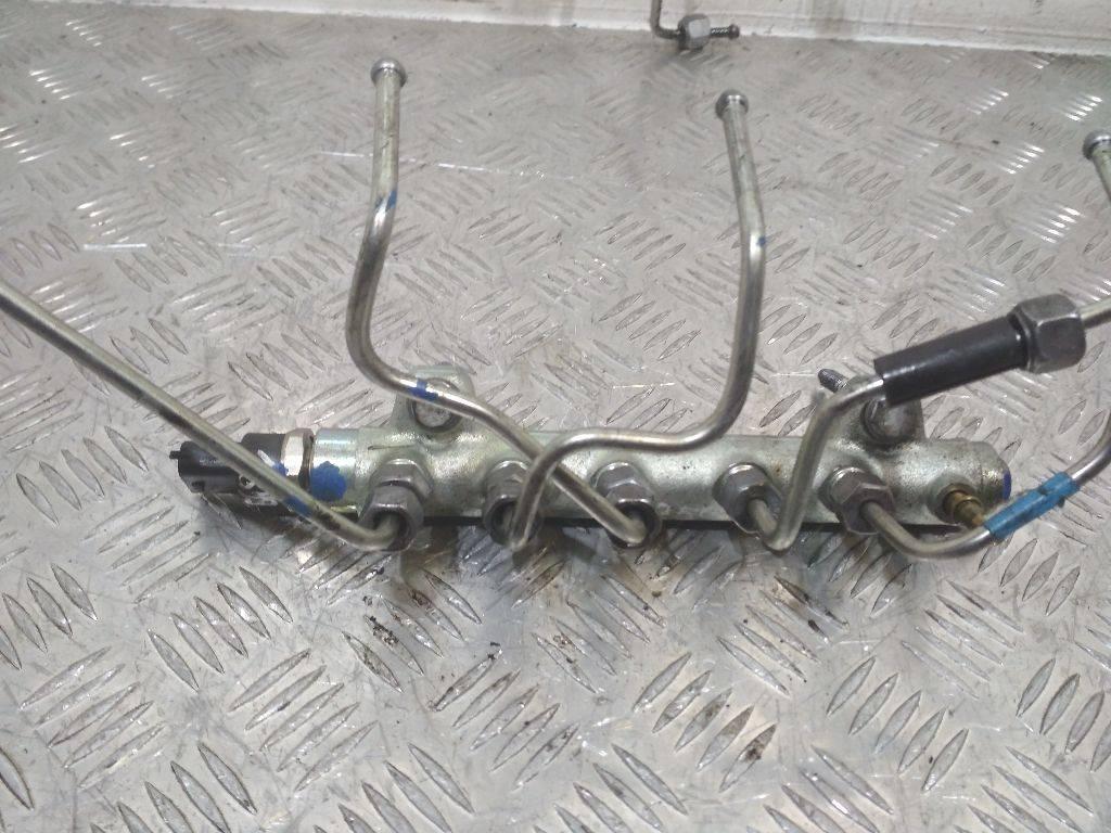 топливная рампа Renault Espace 4 поколение 2005, 2.2 л., дизель, 0445214042 - фото №1