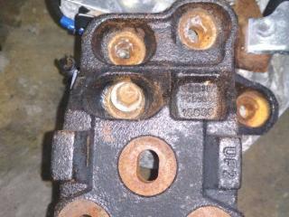 кронштейн КПП Peugeot 107 1 поколение [рестайлинг] 2008, 1.0 л., бензин, МКПП