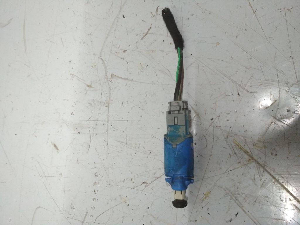 Датчик педали тормоза (лягушка) Renault Laguna 3 поколение 2008, 253250006R - фото №1