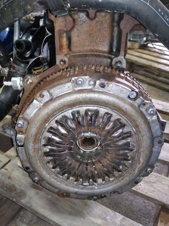 комплект сцепления Renault Megane 2 поколение 2004, 1.5 л., дизель, МКПП - фото №1