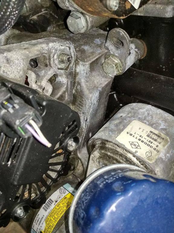 кронштейн генератора Renault Megane 2 поколение 2004, 1.5 л., дизель, МКПП - фото №1