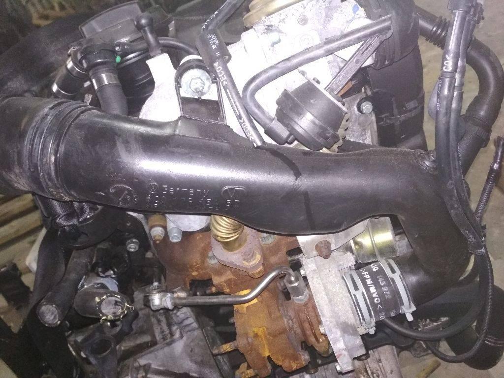 патрубок интеркулера Volkswagen Polo 4 поколение 2002, 1.4 л., дизель, 600129654 - фото №1