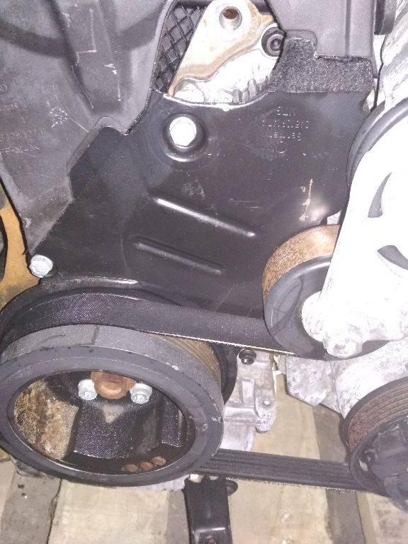 защита (кожух) ремня ГРМ Volkswagen Polo 4 поколение 2002, 1.4 л., дизель, 045109147A - фото №1