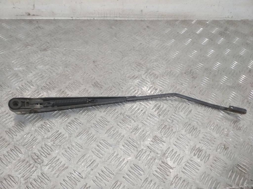 щеткодержатель (поводок стеклоочистителя, дворник) Mercedes-Benz Axor 1 поколение 2003, A9738200044 - фото №1