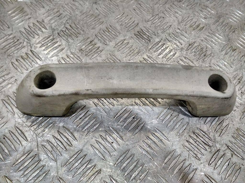 захватный крюк капота DAF XF 105 1 поколение 2005 - фото №1