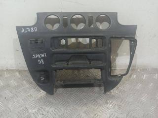 рамка под магнитолу Mercedes-Benz Sprinter 1 поколение (W901-905) [рестайлинг] 2003, 9016893308