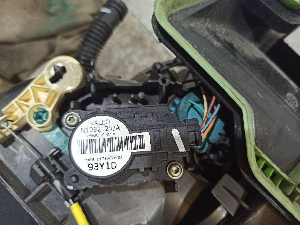 моторчик заслонки печки Renault Scenic 3 поколение 2009, N105212VA - фото №1