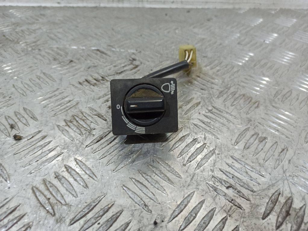 кнопка корректора фар IVECO Daily 3 поколение 2000, 98417698 - фото №1