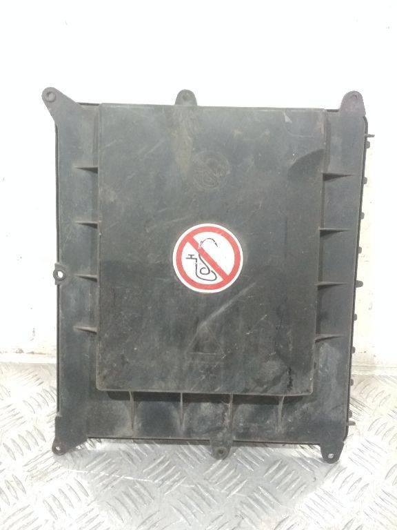 крышка блока предохранителей MAN TGA 1 поколение 2005, 81624100073 - фото №1