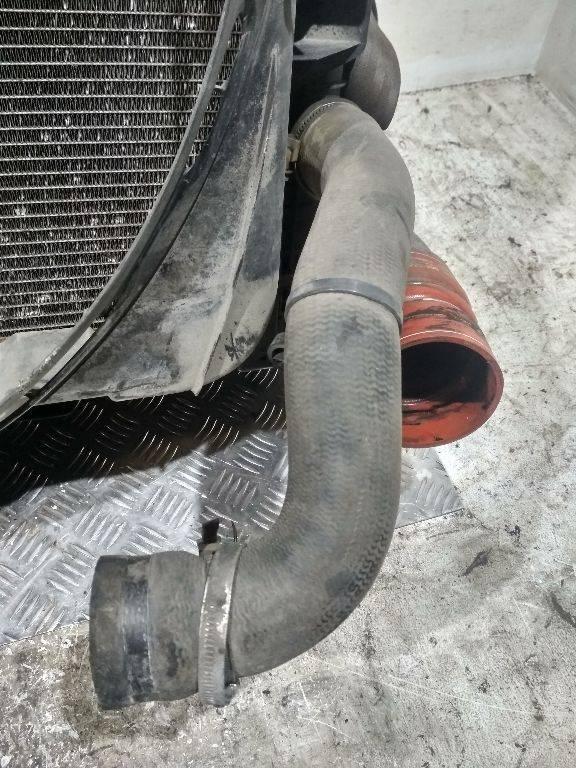 патрубок радиатора Renault Magnum 4 поколение 2005 - фото №1