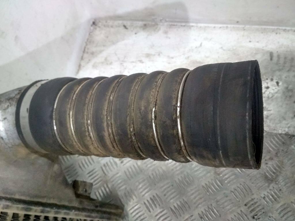 патрубок интеркулера MAN F2000 2000 - фото №1