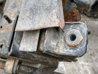 подушка крепления двигателя Mercedes-Benz Sprinter 1 поколение (W901-905) [рестайлинг] 2004, A9012412513