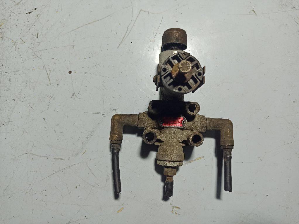 датчик дорожного просвета задний Volvo FH 2 поколение 2003, 4640060007 - фото №1