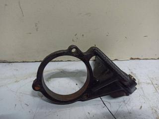 кронштейн полуоси Nissan Almera N16 2000