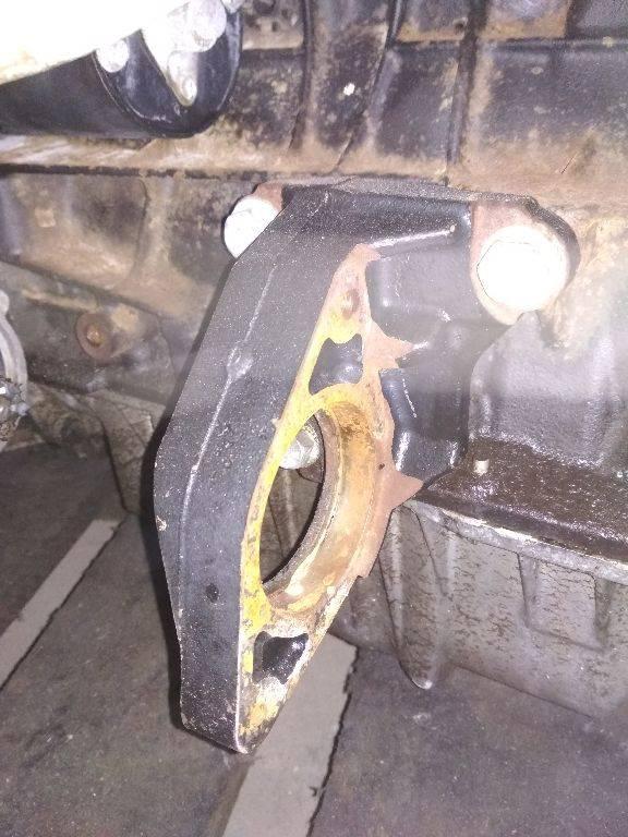 кронштейн полуоси Renault Laguna 2 поколение 2001, 1.8 л., бензин, МКПП - фото №1