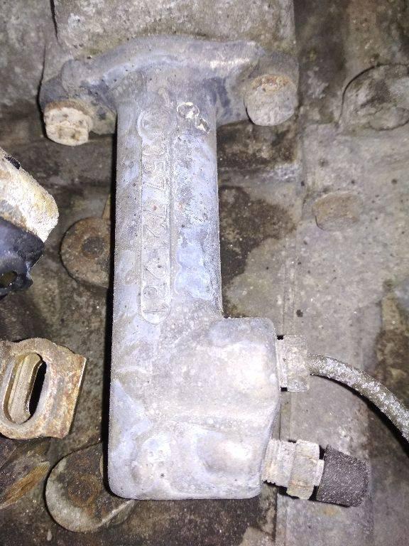 цилиндр сцепления рабочий Volkswagen Sharan 1 поколение 1996, 1.9 л., дизель, МКПП, 357721261 - фото №1