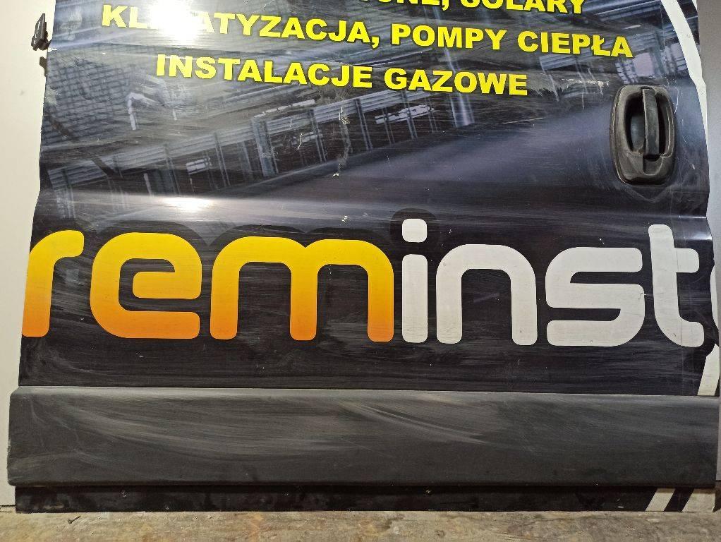 молдинг двери задней правой Citroen Jumper 2 поколение 2008 - фото №1