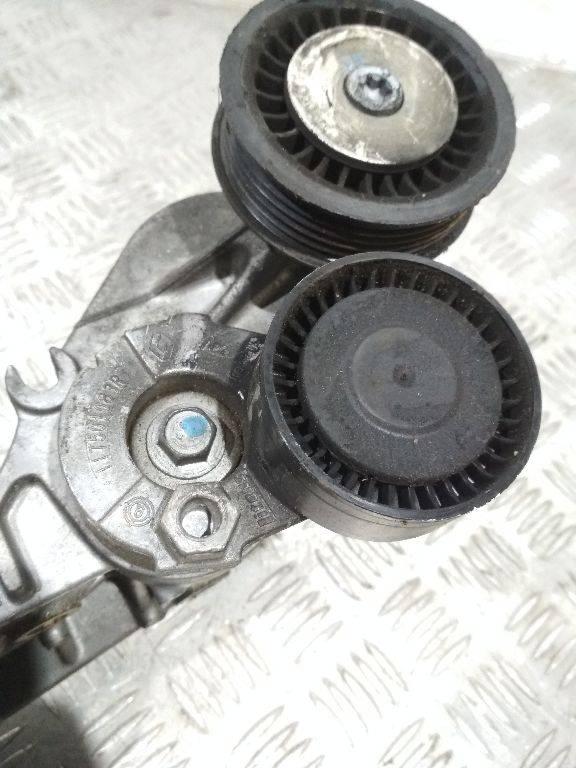 натяжитель Renault Twingo 2 поколение 2010, 1.5 л., дизель, МКПП, 117501083R - фото №1