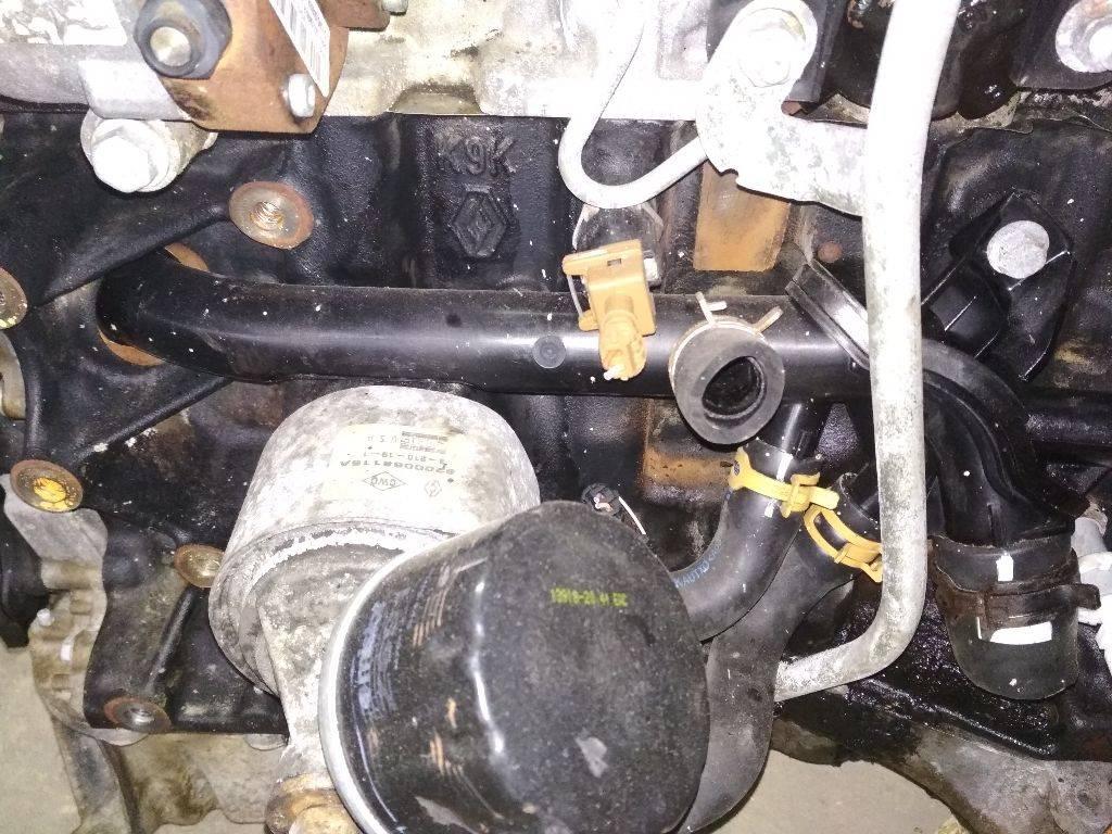 трубка охлаждающей жидкости Renault Megane 2 поколение 2003, 1.5 л., дизель, МКПП - фото №1