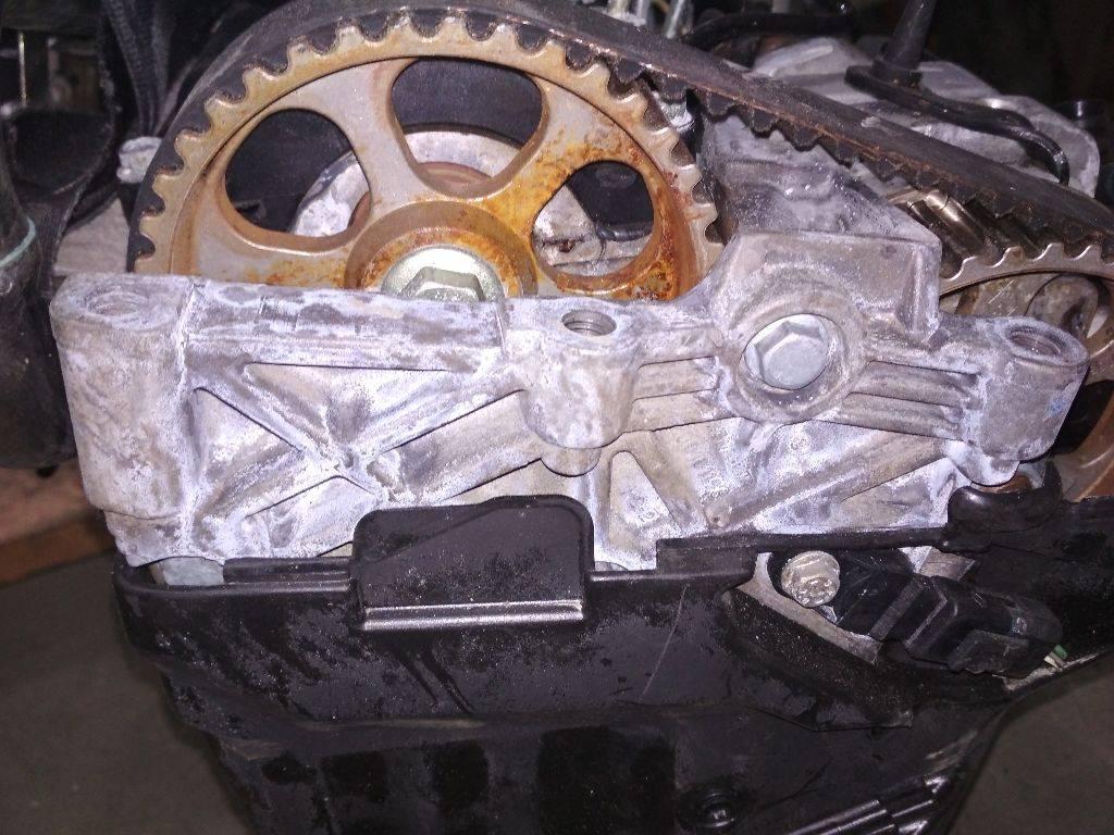 кронштейн двигателя Renault Megane 2 поколение 2003, 1.5 л., дизель, МКПП, 8200101196 - фото №1