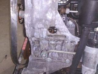 кронштейн двигателя Chrysler Voyager 4 поколение [рестайлинг] 2005, 2.8 л., дизель, АКПП